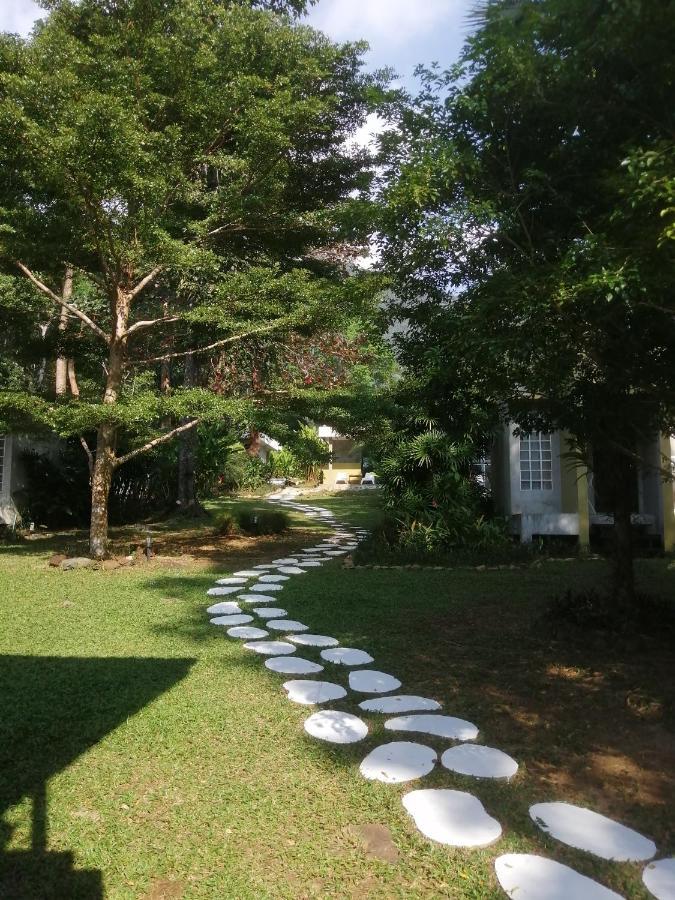 เลซี่ รีพับลิค Hotel เกาะช้าง ภายนอก รูปภาพ